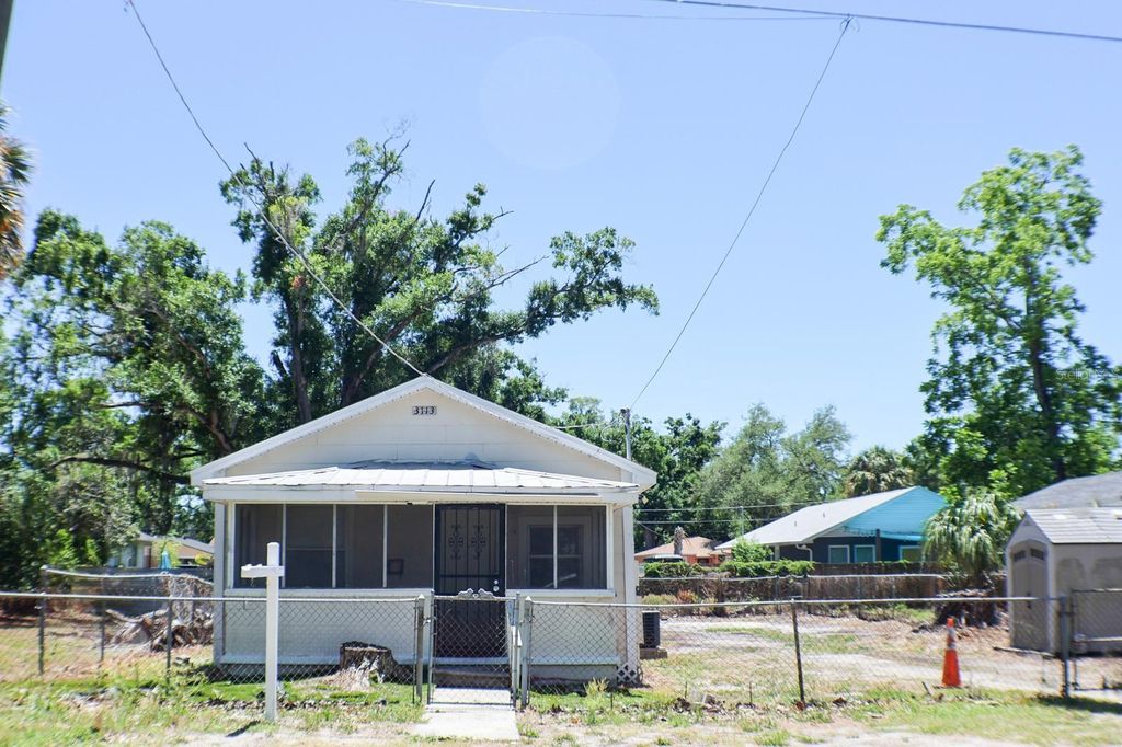 3113 E NORTH BAY STREET, Tampa, FL 33610