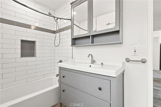 77 N Lima, Sierra Madre, CA 91024