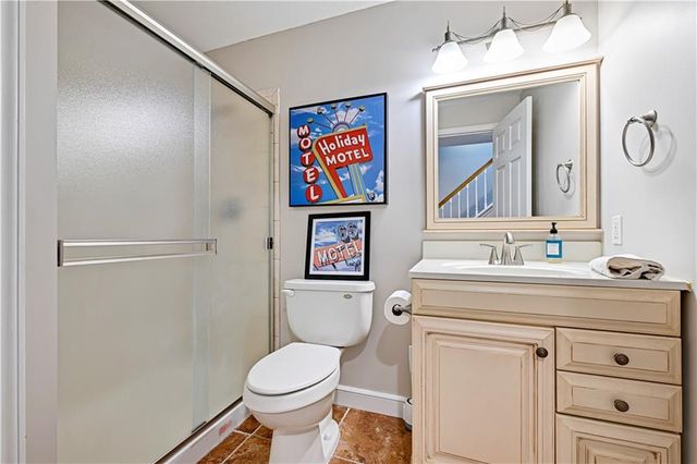 14316 Windsor Drive, Leawood, KS 66224