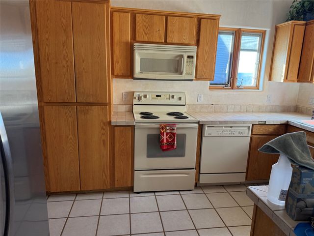 44 Camino Benavidez, Santa Fe, NM 87507