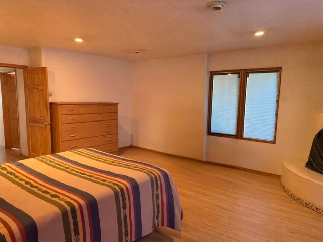 44 Camino Benavidez, Santa Fe, NM 87507