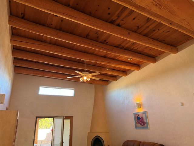 44 Camino Benavidez, Santa Fe, NM 87507