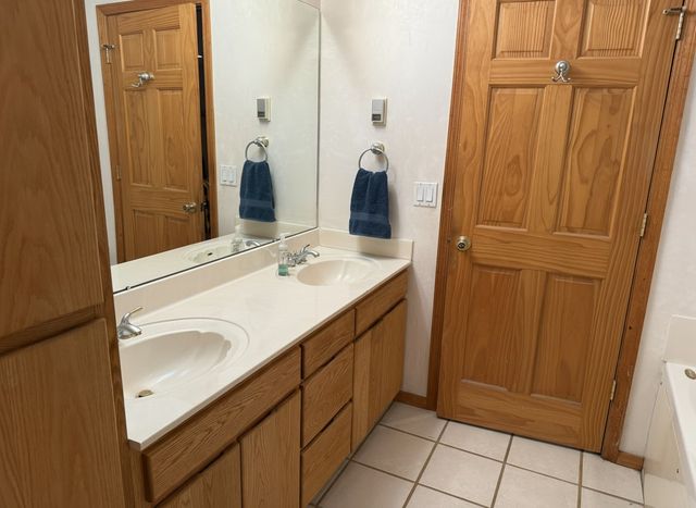 44 Camino Benavidez, Santa Fe, NM 87507