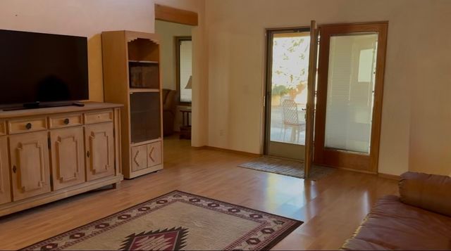 44 Camino Benavidez, Santa Fe, NM 87507