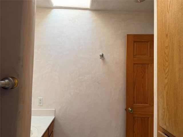 44 Camino Benavidez, Santa Fe, NM 87507