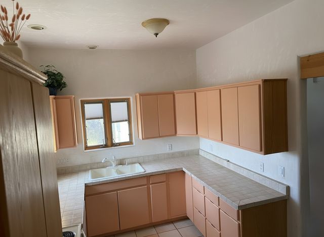 44 Camino Benavidez, Santa Fe, NM 87507