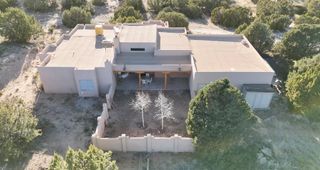 44 Camino Benavidez, Santa Fe, NM 87507