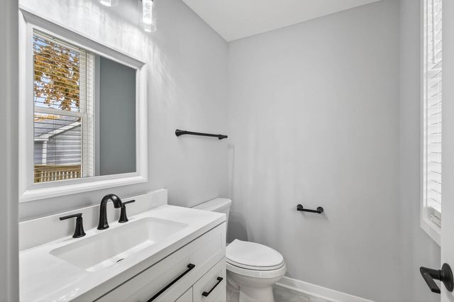 1271 Seminary Avenue, Saint Paul, MN 55104