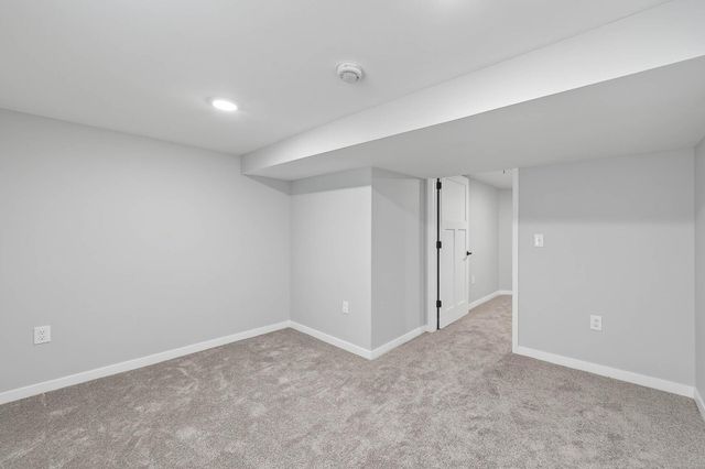 1271 Seminary Avenue, Saint Paul, MN 55104