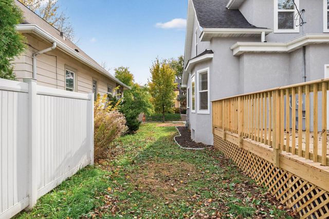 1271 Seminary Avenue, Saint Paul, MN 55104