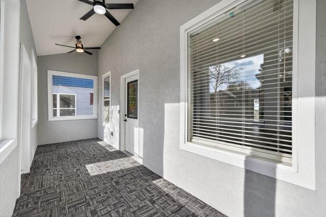 1271 Seminary Avenue, Saint Paul, MN 55104