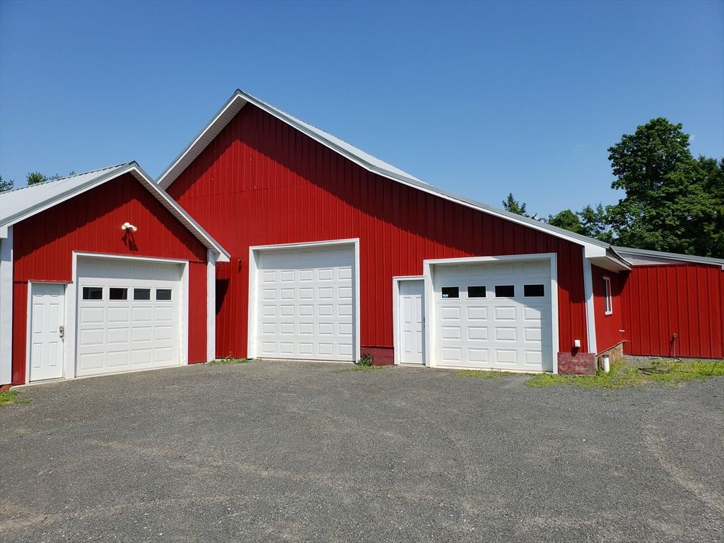 6 Church Ave. C, Hatfield, MA 01038