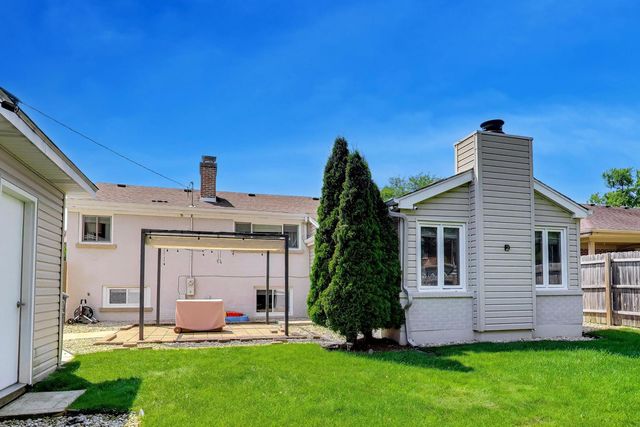 703 Webster Avenue, Wheaton, IL 60187