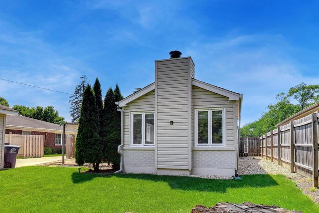703 Webster Avenue, Wheaton, IL 60187