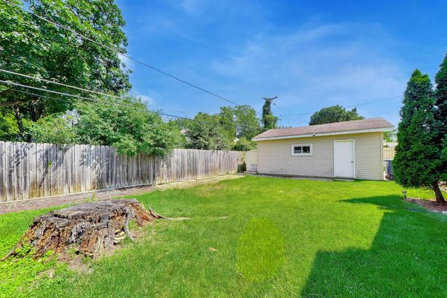 703 Webster Avenue, Wheaton, IL 60187