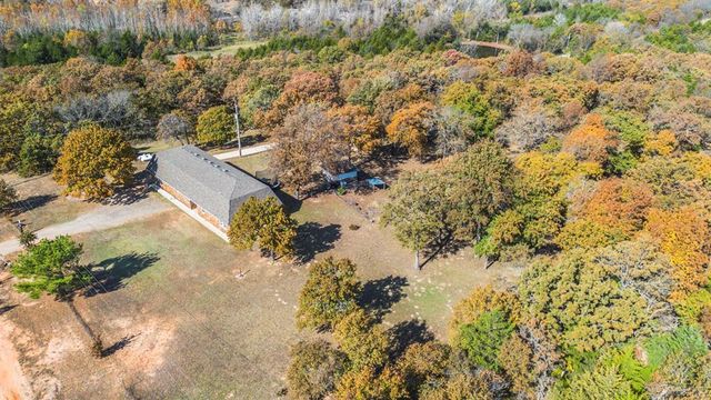 331178 E Captain Drive, Wellston, OK 74881