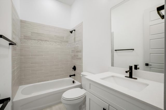 17136 Texas Pistache Drive, Dallas, TX 75252