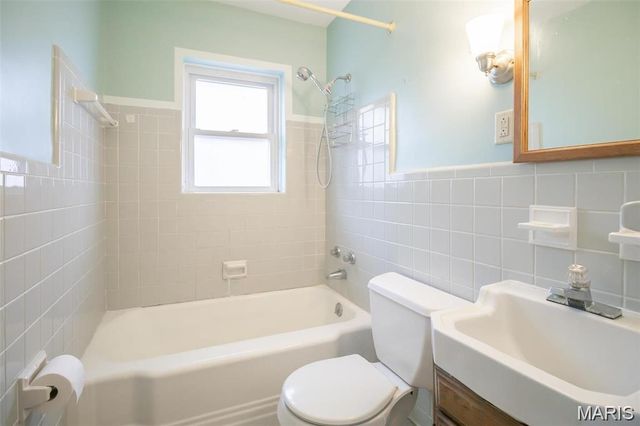 8903 Pine Avenue, St Louis, MO 63144