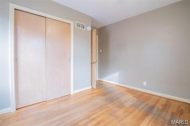8903 Pine Avenue, St Louis, MO 63144