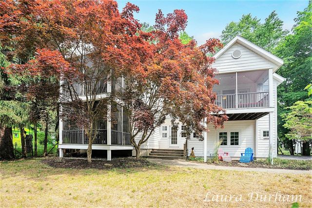 6925 2nd Street, Douglas, MI 49406