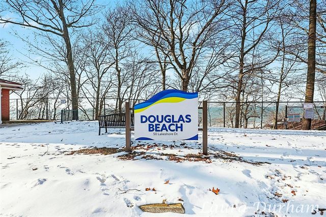 6925 2nd Street, Douglas, MI 49406