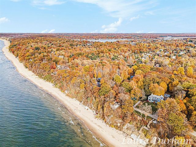 6925 2nd Street, Douglas, MI 49406