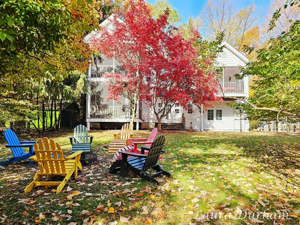 6925 2nd Street, Douglas, MI 49406