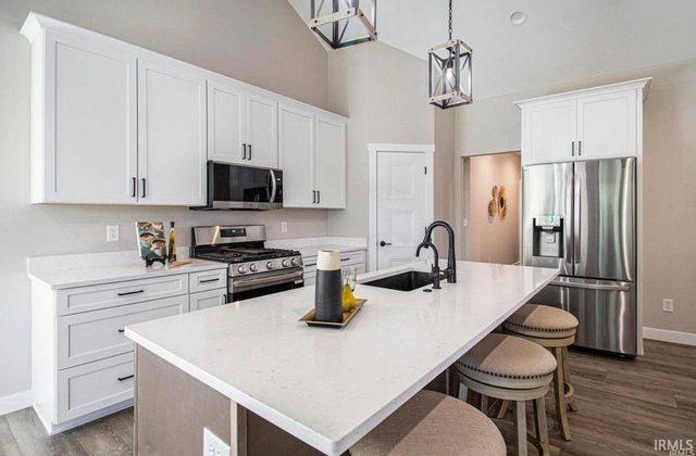 53389 County Road 19, Bristol, IN 46507