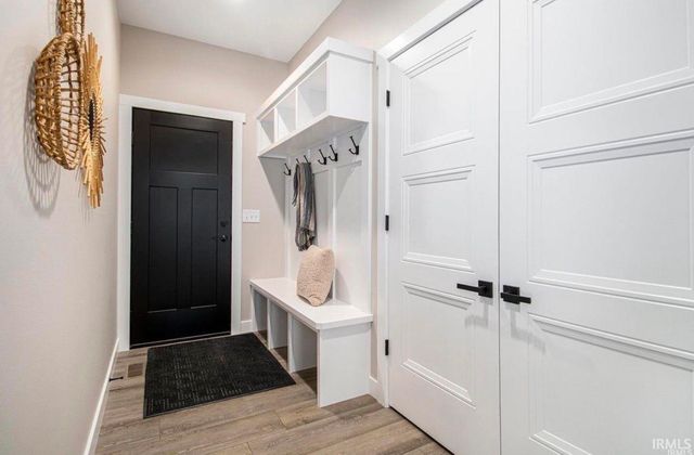 53389 County Road 19, Bristol, IN 46507