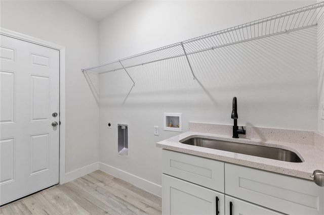 284 E FINLAND LANE, Citrus Springs, FL 34434