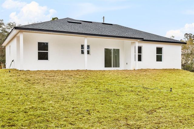 284 E FINLAND LANE, Citrus Springs, FL 34434