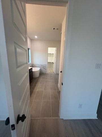 13961 Longvalley Drive, Fort Worth, TX 76008