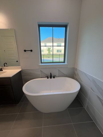 13961 Longvalley Drive, Fort Worth, TX 76008