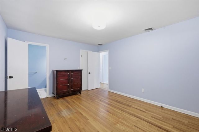 261 Eyland Ave, Roxbury Twp., NJ 07876