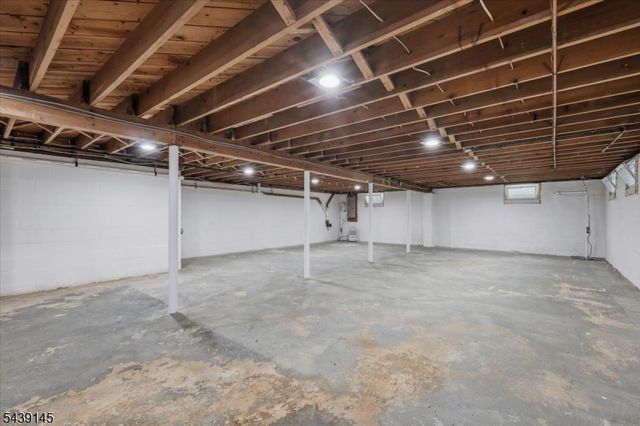 261 Eyland Ave, Roxbury Twp., NJ 07876