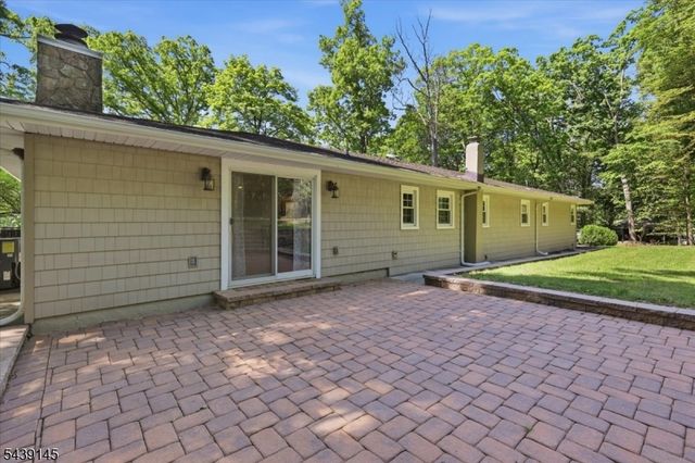 261 Eyland Ave, Roxbury Twp., NJ 07876