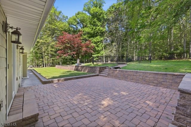 261 Eyland Ave, Roxbury Twp., NJ 07876
