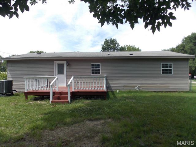 42 County Road 5651, Poplar Bluff, MO 63901