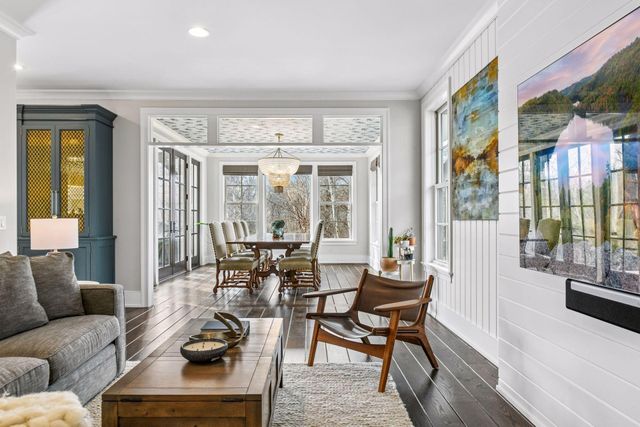 20455 Park Place, Excelsior, MN 55331