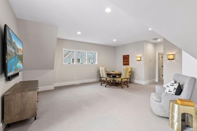 20455 Park Place, Excelsior, MN 55331