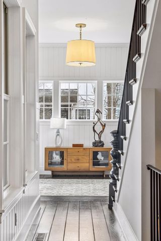 20455 Park Place, Excelsior, MN 55331