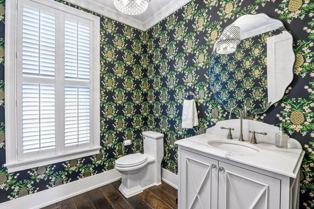 20455 Park Place, Excelsior, MN 55331