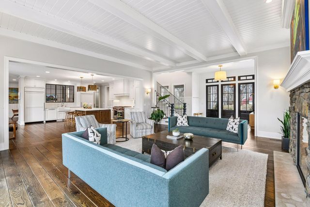 20455 Park Place, Excelsior, MN 55331