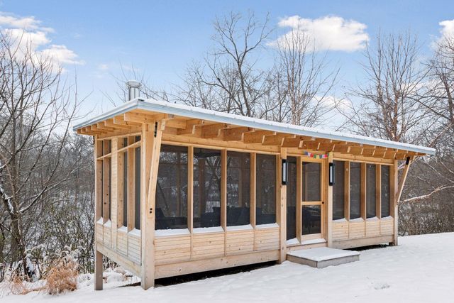 20455 Park Place, Excelsior, MN 55331