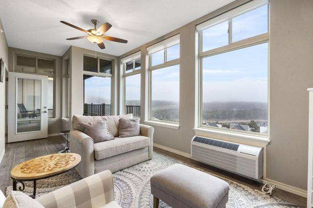 200 Majestic Drive, 320, Branson, MO 65616