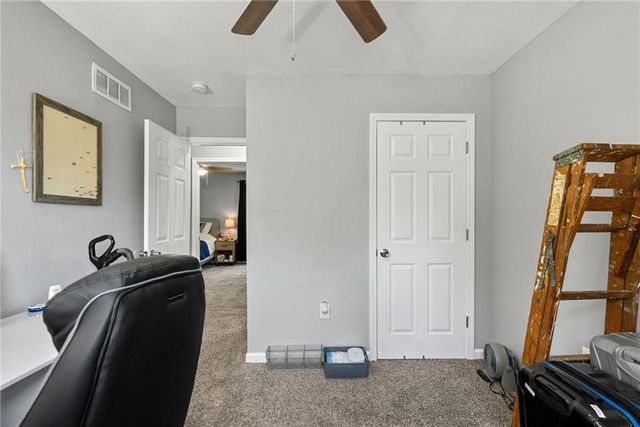 1900 Parkwood Drive, Harrisonville, MO 64701