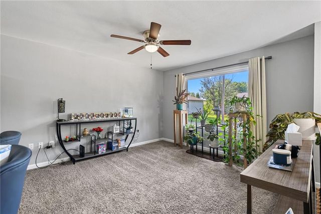 1900 Parkwood Drive, Harrisonville, MO 64701
