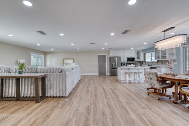 2614 N PENINSULA DRIVE, Daytona Beach, FL 32118