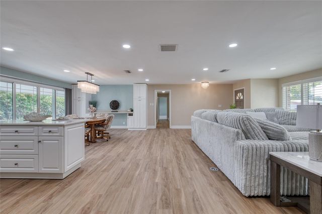 2614 N PENINSULA DRIVE, Daytona Beach, FL 32118