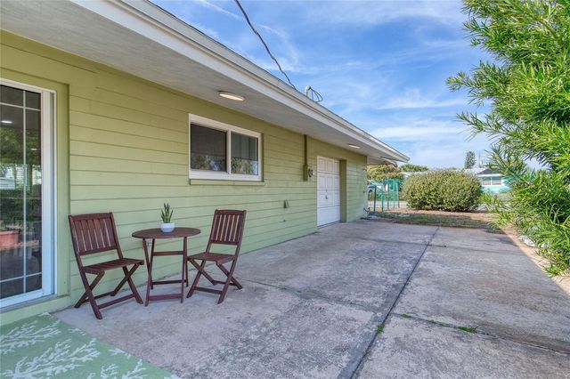 2614 N PENINSULA DRIVE, Daytona Beach, FL 32118